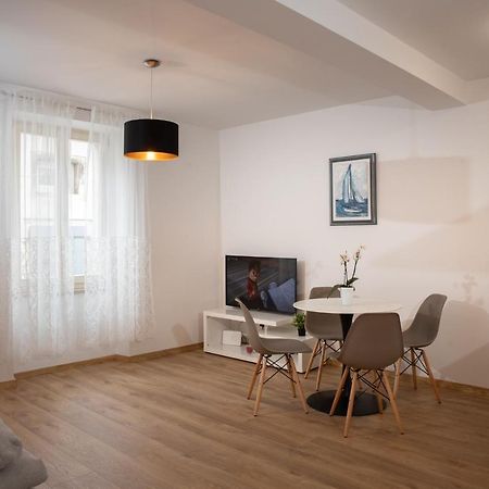 Apartments And Rooms Luan روفينج المظهر الخارجي الصورة