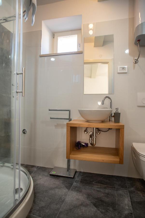 Apartments And Rooms Luan روفينج المظهر الخارجي الصورة
