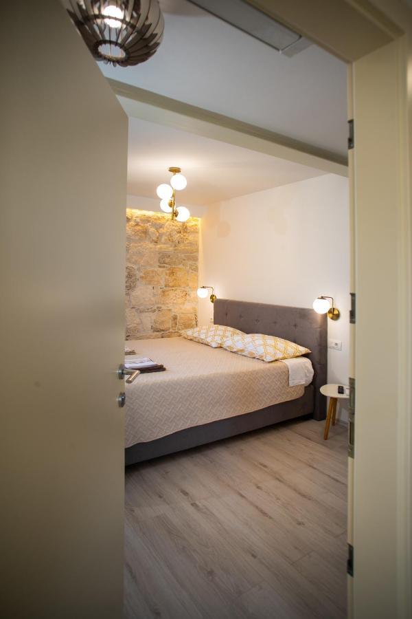 Apartments And Rooms Luan روفينج المظهر الخارجي الصورة