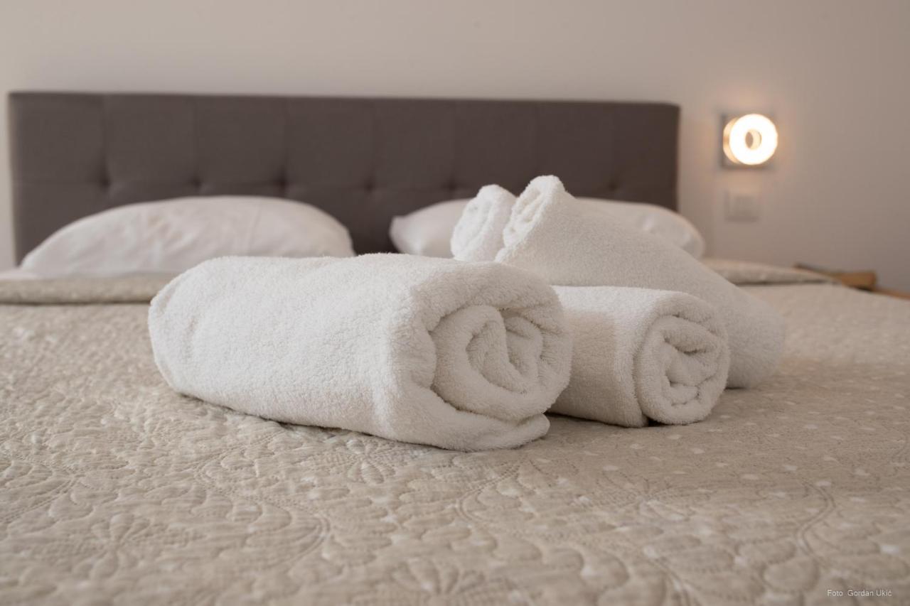 Apartments And Rooms Luan روفينج المظهر الخارجي الصورة