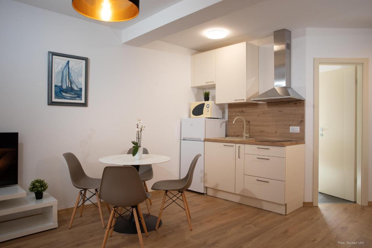 Apartments And Rooms Luan روفينج المظهر الخارجي الصورة