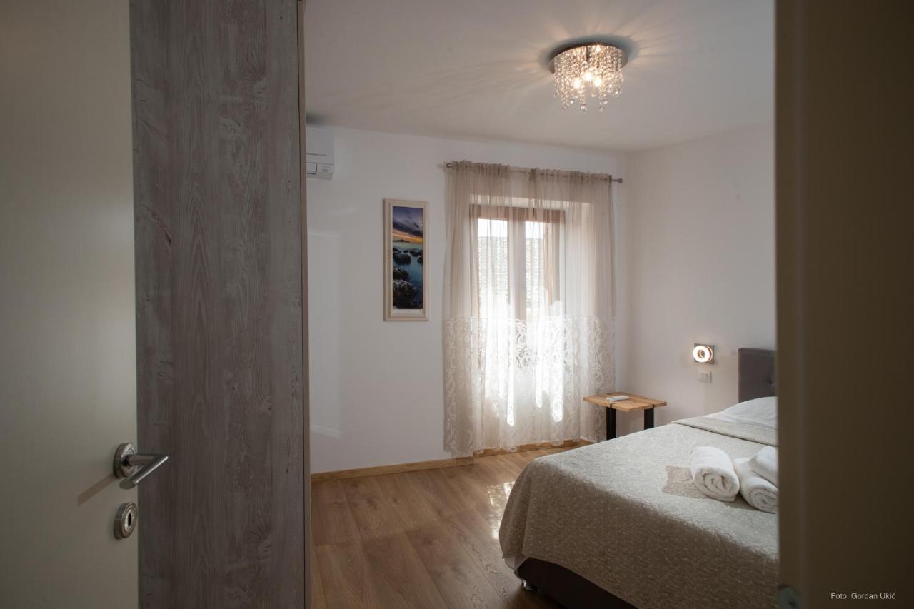 Apartments And Rooms Luan روفينج المظهر الخارجي الصورة