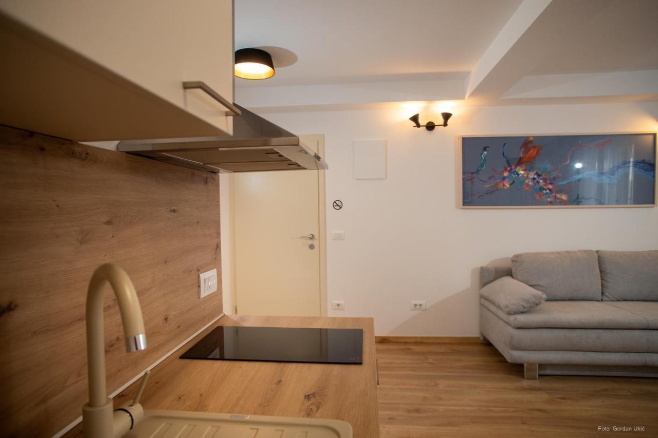 Apartments And Rooms Luan روفينج المظهر الخارجي الصورة