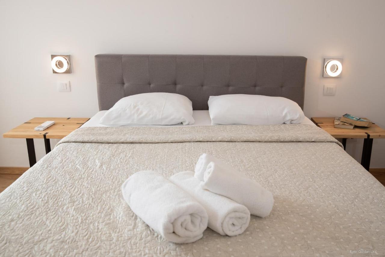 Apartments And Rooms Luan روفينج المظهر الخارجي الصورة