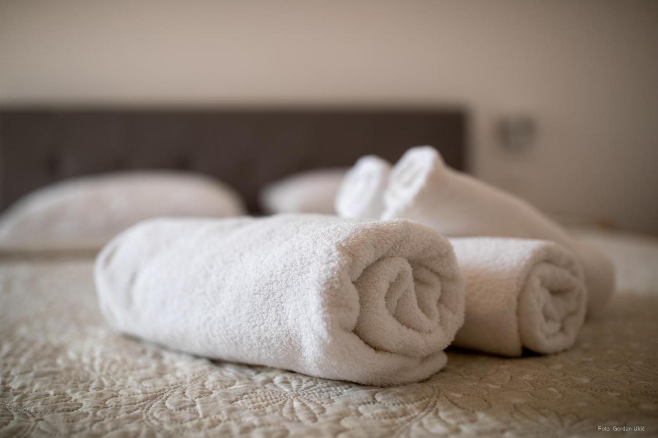 Apartments And Rooms Luan روفينج المظهر الخارجي الصورة