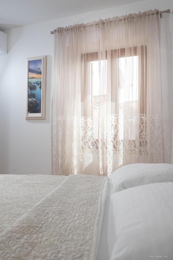 Apartments And Rooms Luan روفينج المظهر الخارجي الصورة